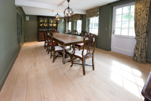 Massieve planken- en parketvloeren| Maatwerk | Parketline | Roeselare