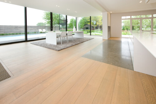 Massieve planken- en parketvloeren| Maatwerk | Parketline | Roeselare